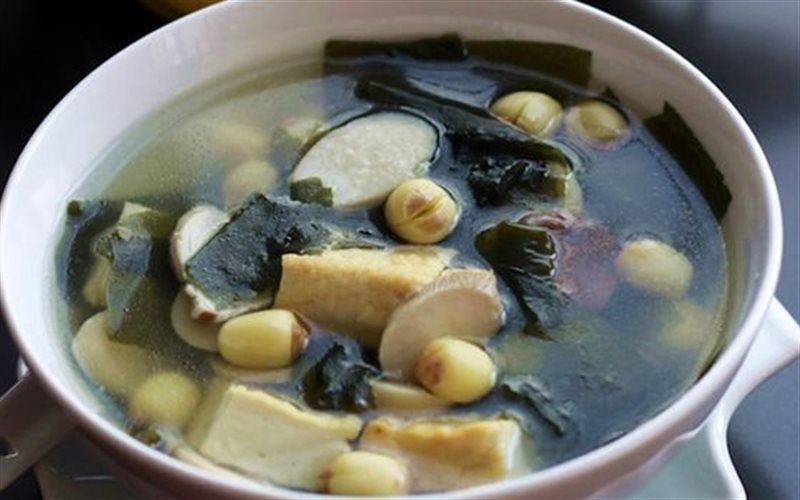 Canh rong biển nấu nấm - Green Seaweed