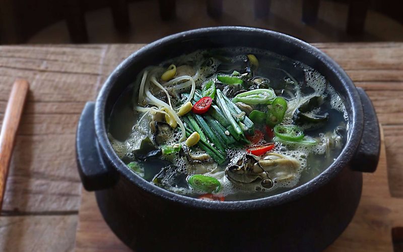 Canh hàu rong biển giá đỗ - Green Seaweed
