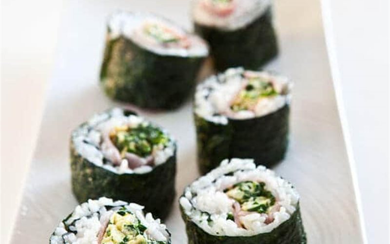 Sushi cuộn trứng thịt nguội - Green Seaweed