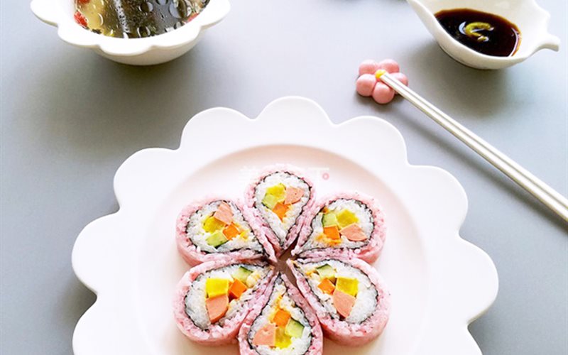 Sushi hoa anh đào - Green Seaweed