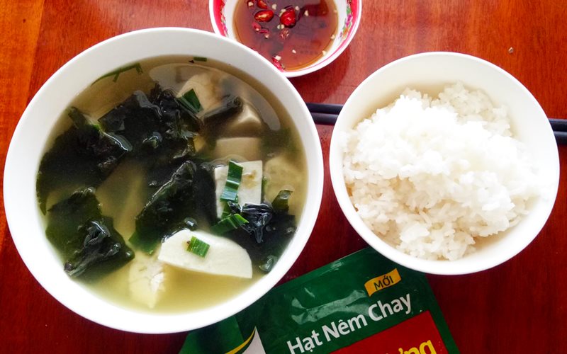 Canh môn nấu rong biển - Green Seaweed