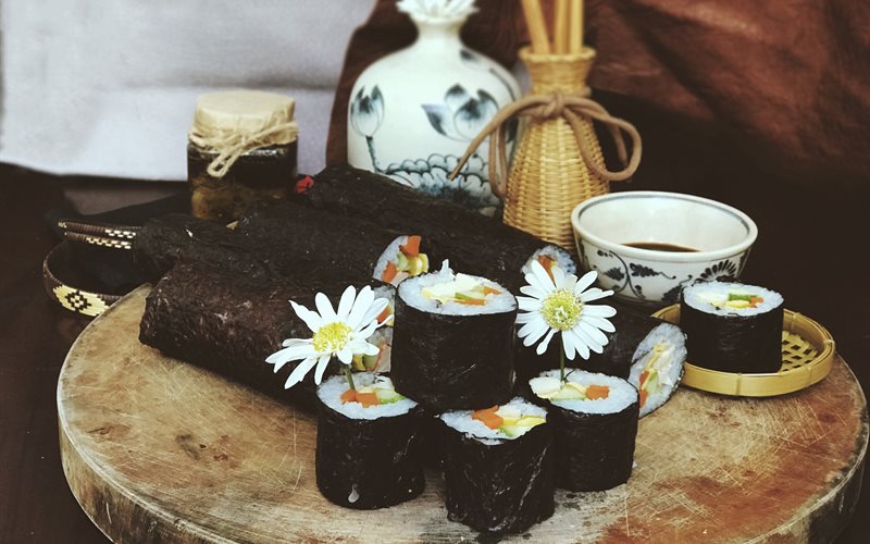 Kimbap hoa đậu biếc - Green Seaweed