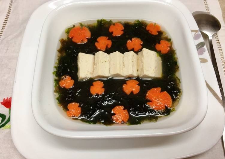 Canh rong biển khô nấu chay - Green Seaweed