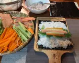 Sushi cá hồi và cá ngừ - Green Food