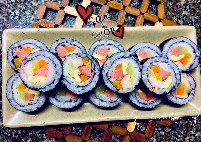 Cơm cuộn Kimbap (không dùng mành tre) - Green Food