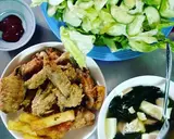 Cánh gà chiên giòn + canh rong biển + salad - Green Food