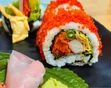 Sushi Cơm Cuộn Bọc Trứng Cá Chuồn - Green Food