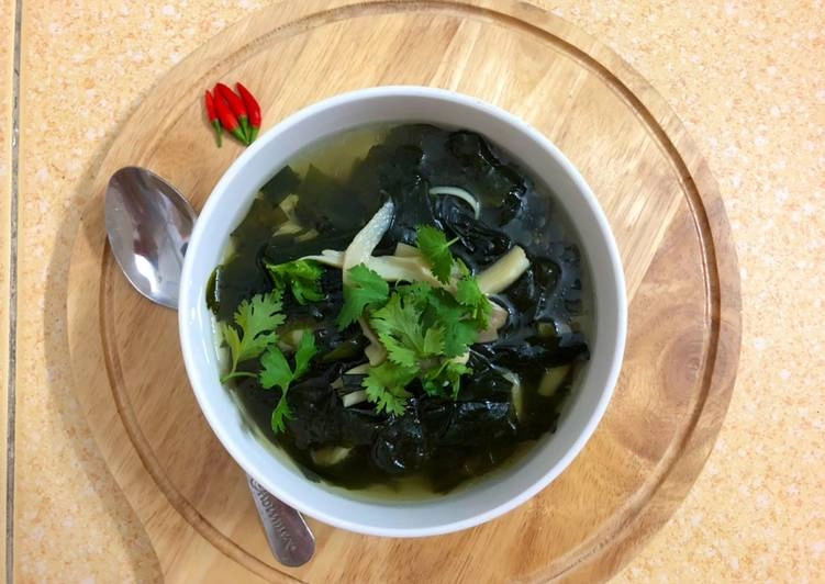 Canh rong biển nấm bào ngư (món chay) - Green Food