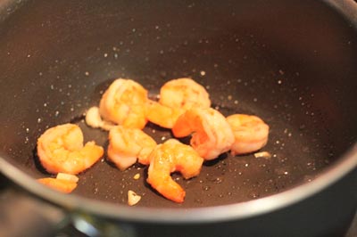 Canh đậu phụ non nấu rong biển Canh đậu phụ non nấu rong biển